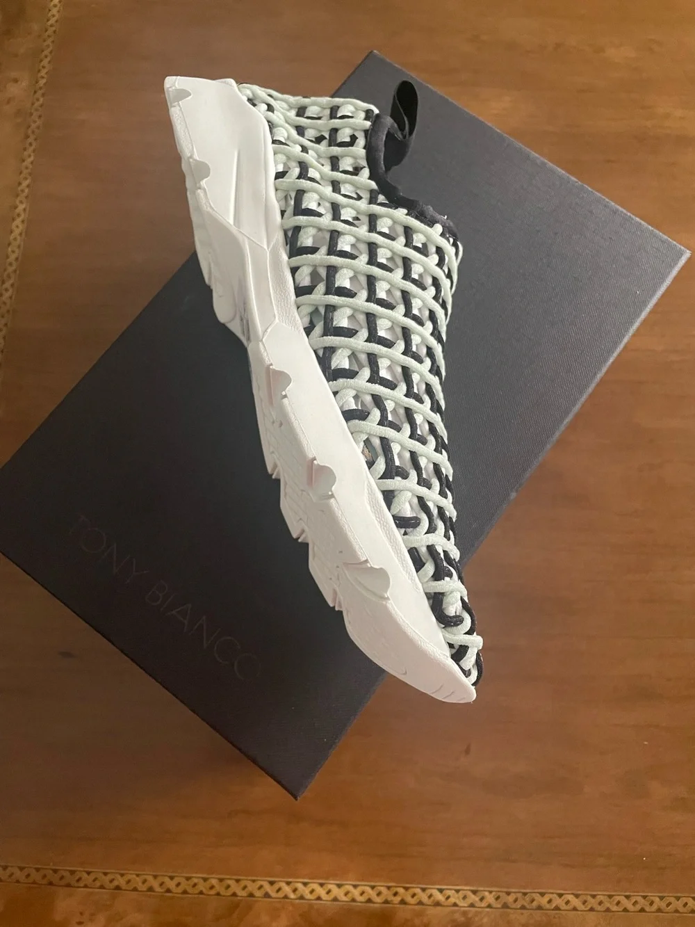 Tony Bianco breathable woven